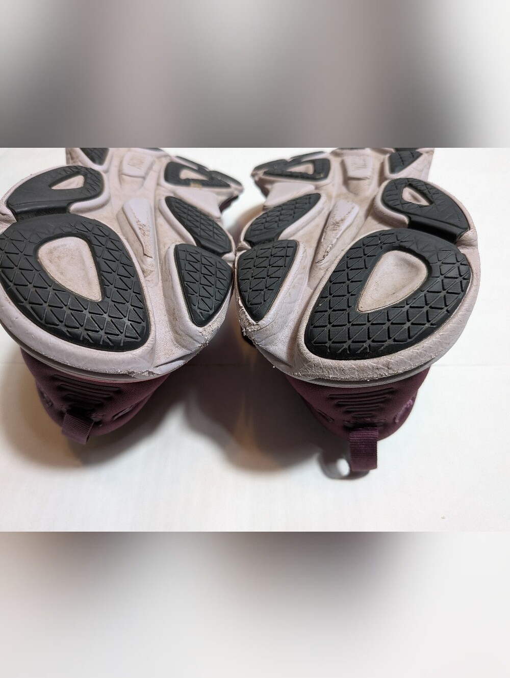 Hoka Bondi 8 Purple Athletic Shoes Women's Size 7.5 - Picture 8 of 15
